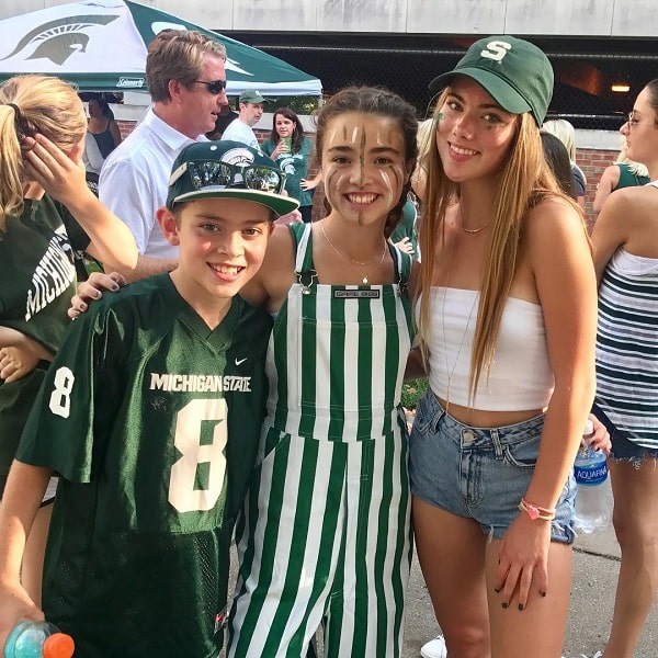 A picture of Campbell Sullivan with her younger siblings.